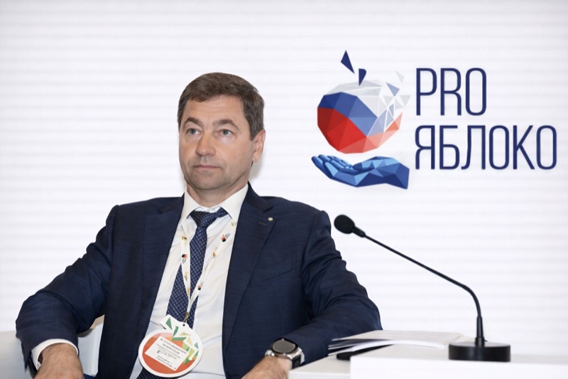 Анатолий Песенников
