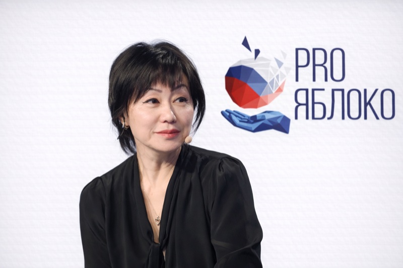Елена Чо